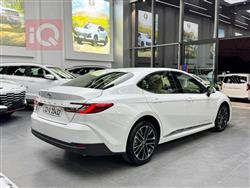 تۆیۆتا کامری